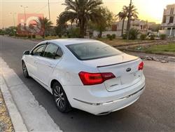 كيا كادينزا